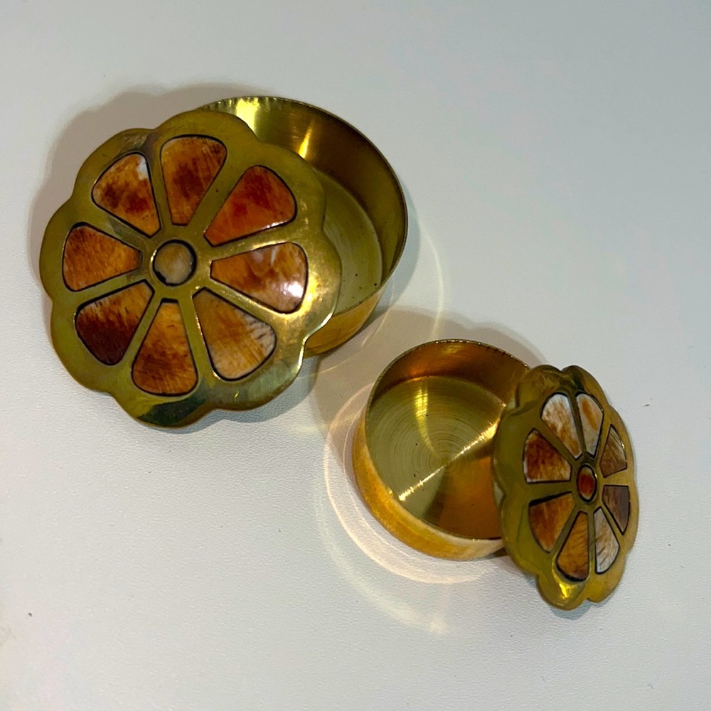 Flower Jewelry Canteen From India